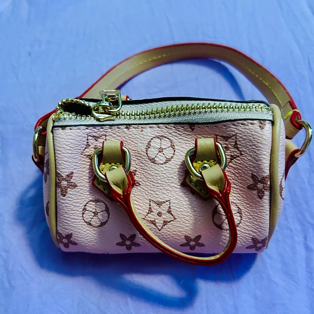 Mini Coin Purse - Picture 4 of 4